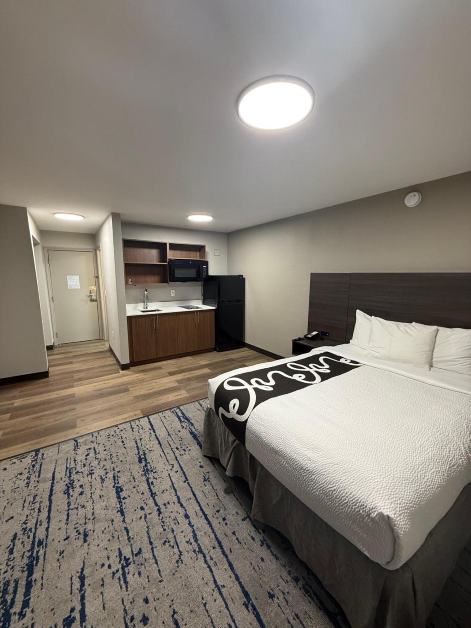 Homestay Suites Нашвил Екстериор снимка